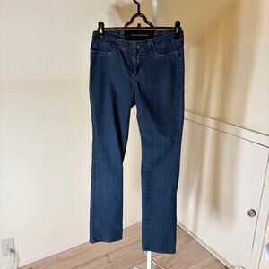 Christopher Blue EUC Women's Dark Wash Straight Leg Jeans Size 4